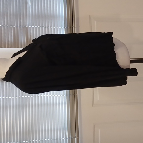 4/$80 Black Long Sleeve Blouse - Size Medium - Picture 3 of 6